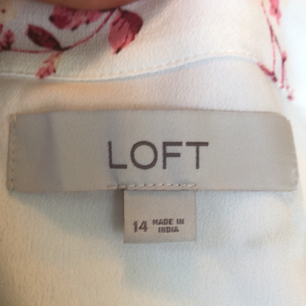 Loft Ivory wrap Dress w/ floral designs & ruffle short sleeves & hem Size 14 - Picture 14 of 15